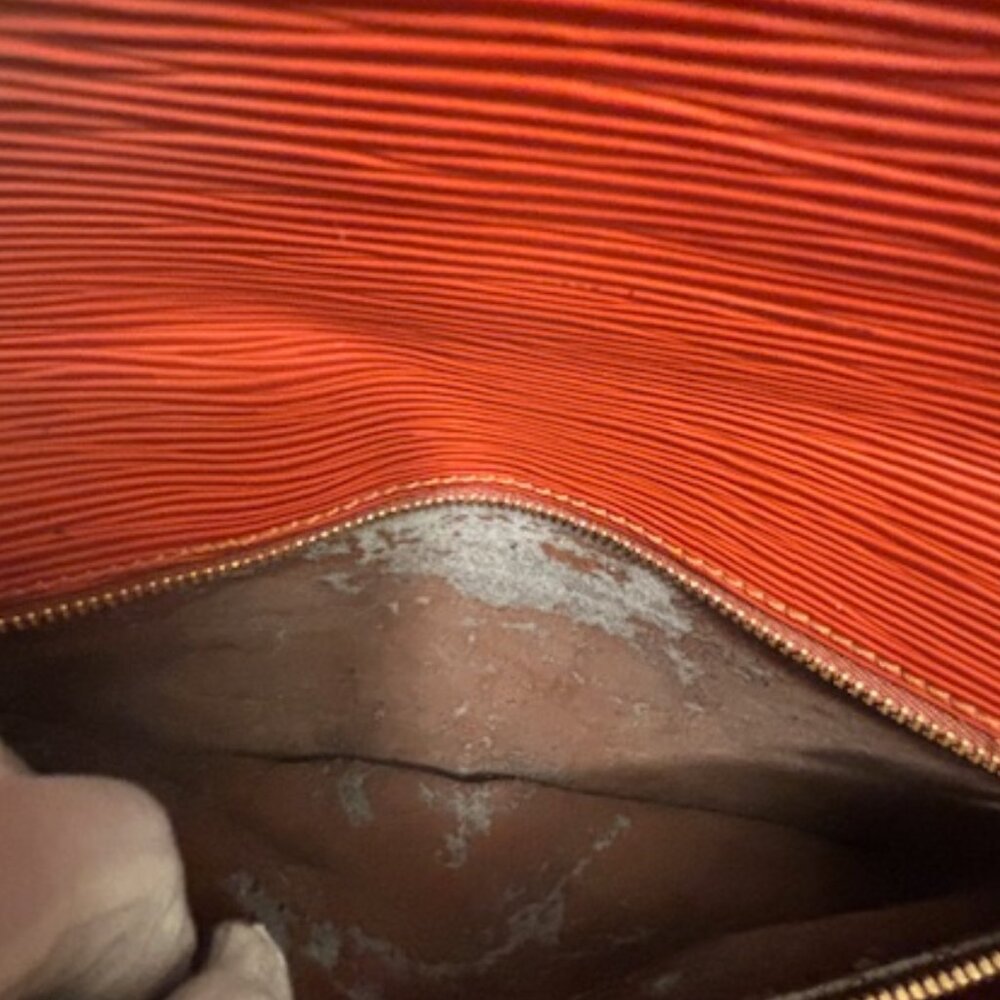 🎆Louis Vuitton Epi Pochette Serie Dragonne Zipangu Gold - Picture 7 of 11